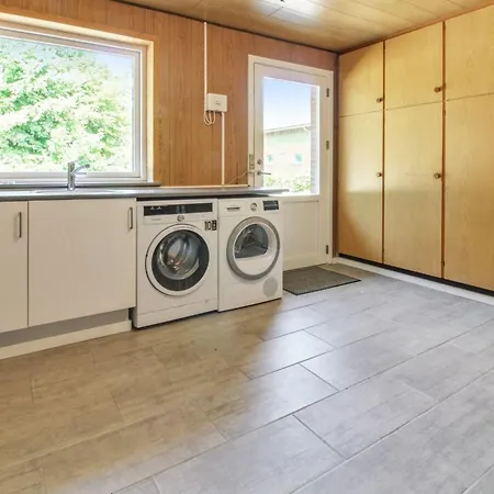 Vakantiehuis Drine - 19km From The Sea By Interhome