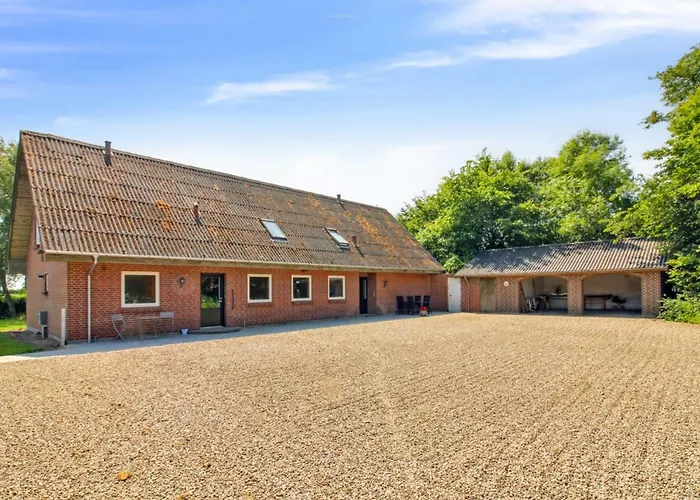 Drine - 19km From The Sea By Interhome بيت للعطل *