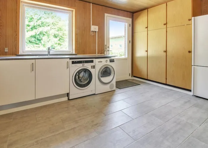 Drine - 19km From The Sea By Interhome