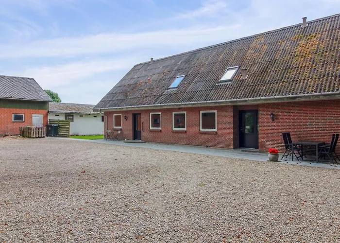 Drine - 19km From The Sea By Interhome بيت للعطل *